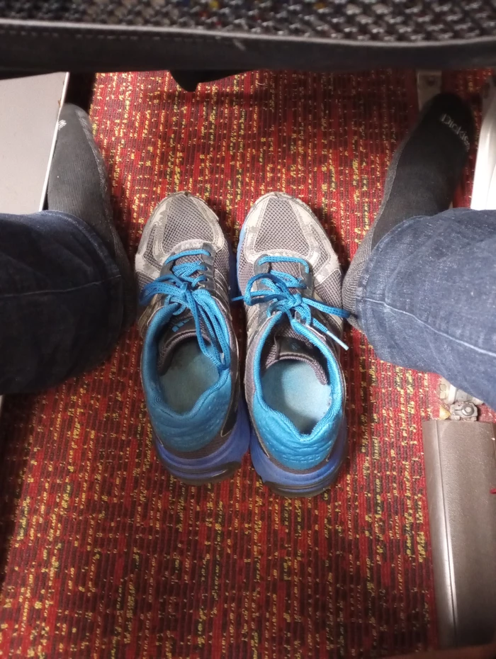 shoes on plane